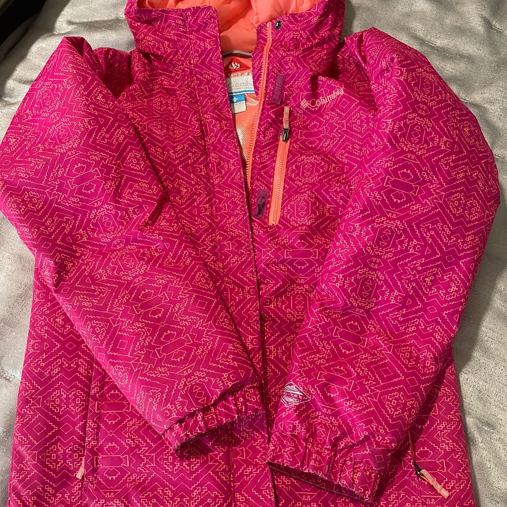 Columbia Ski Jacket -Youth Size Large (10/12)